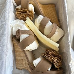 Women’s Platform Shoes sz 5.5